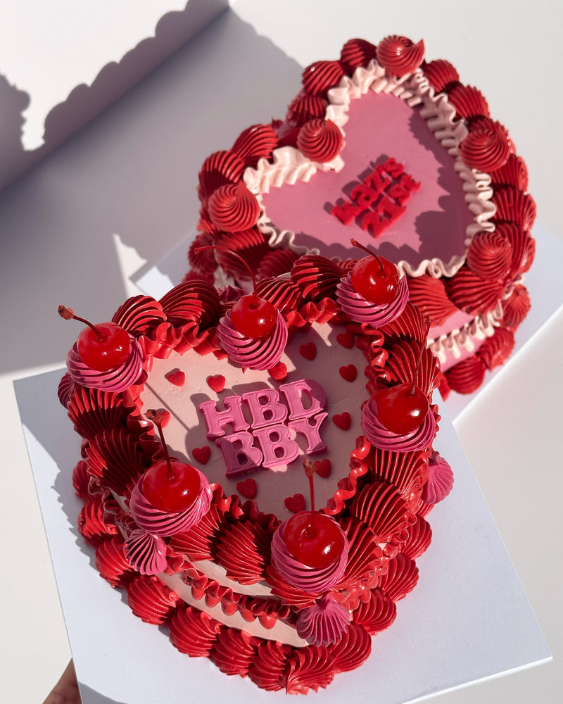 Frilly Retro LOVEHEART Cake