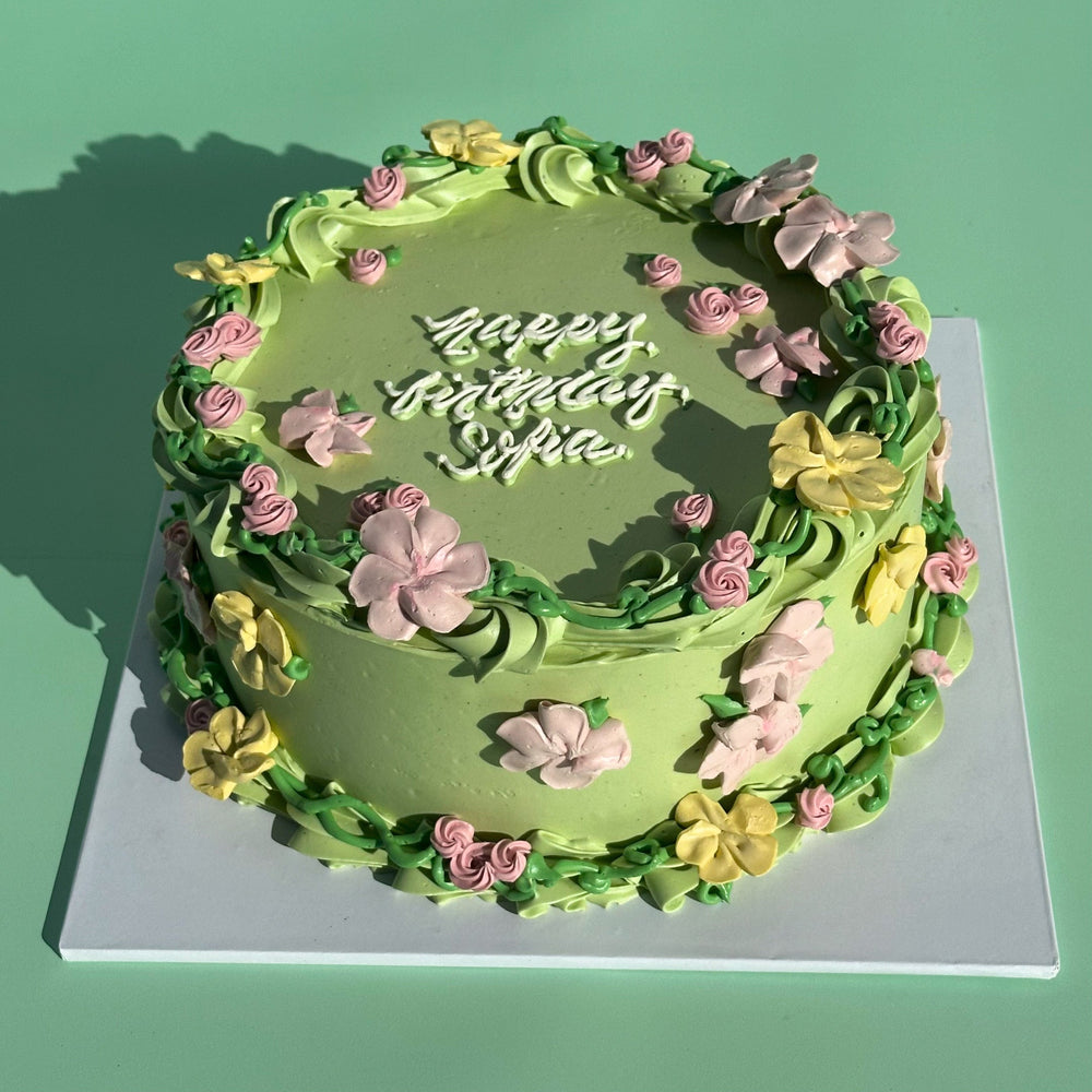 Frilly ROUND Retro Cake