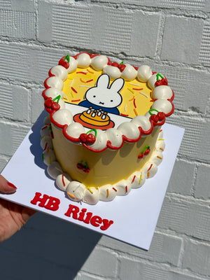 Retro Edible Print Cake