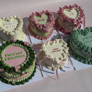 Frilly Retro LOVEHEART Cake