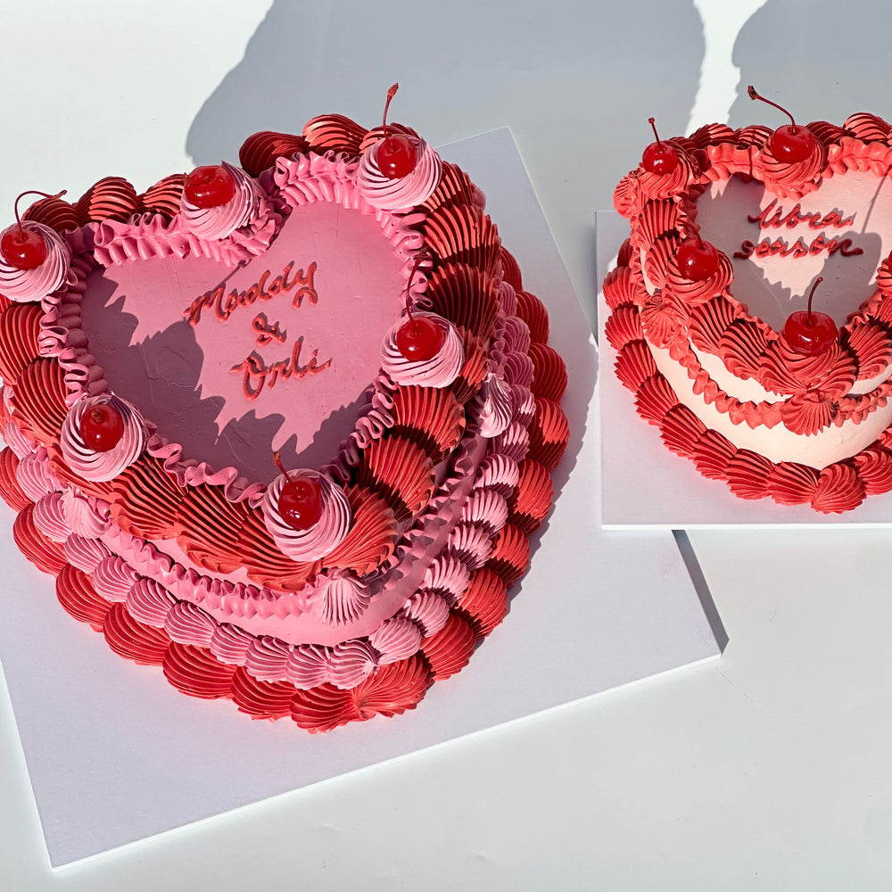 Frilly Retro LOVEHEART Cake