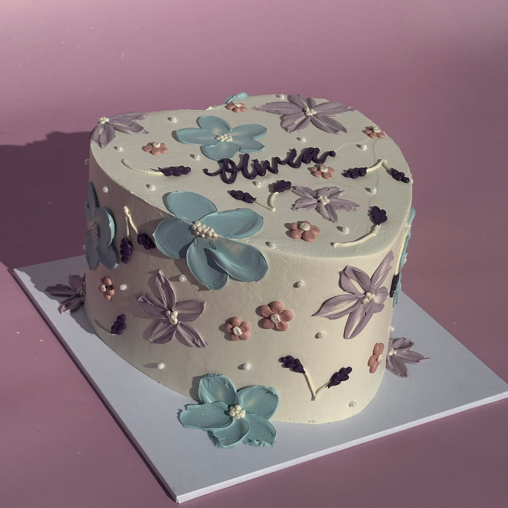 Hand-Piped Floral Cake