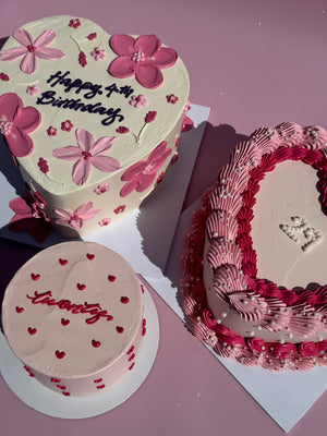 Frilly Retro LOVEHEART Cake