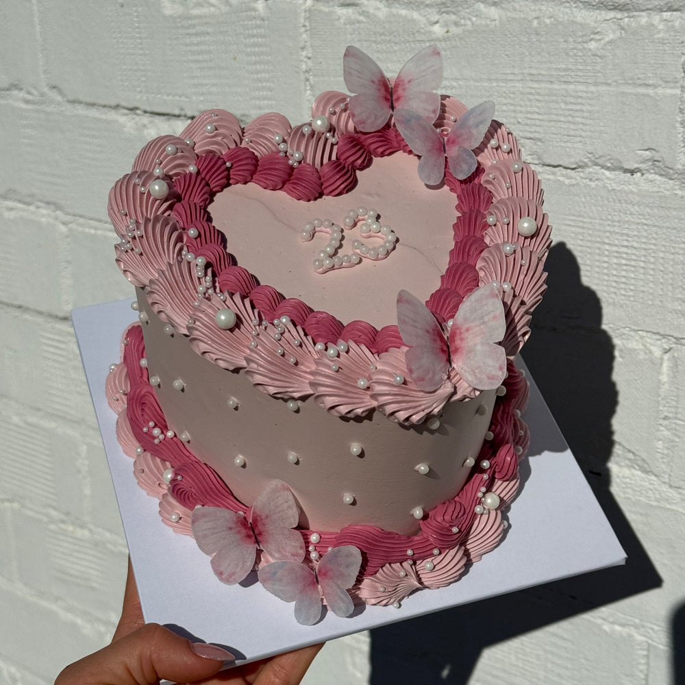 Frilly Retro LOVEHEART Cake